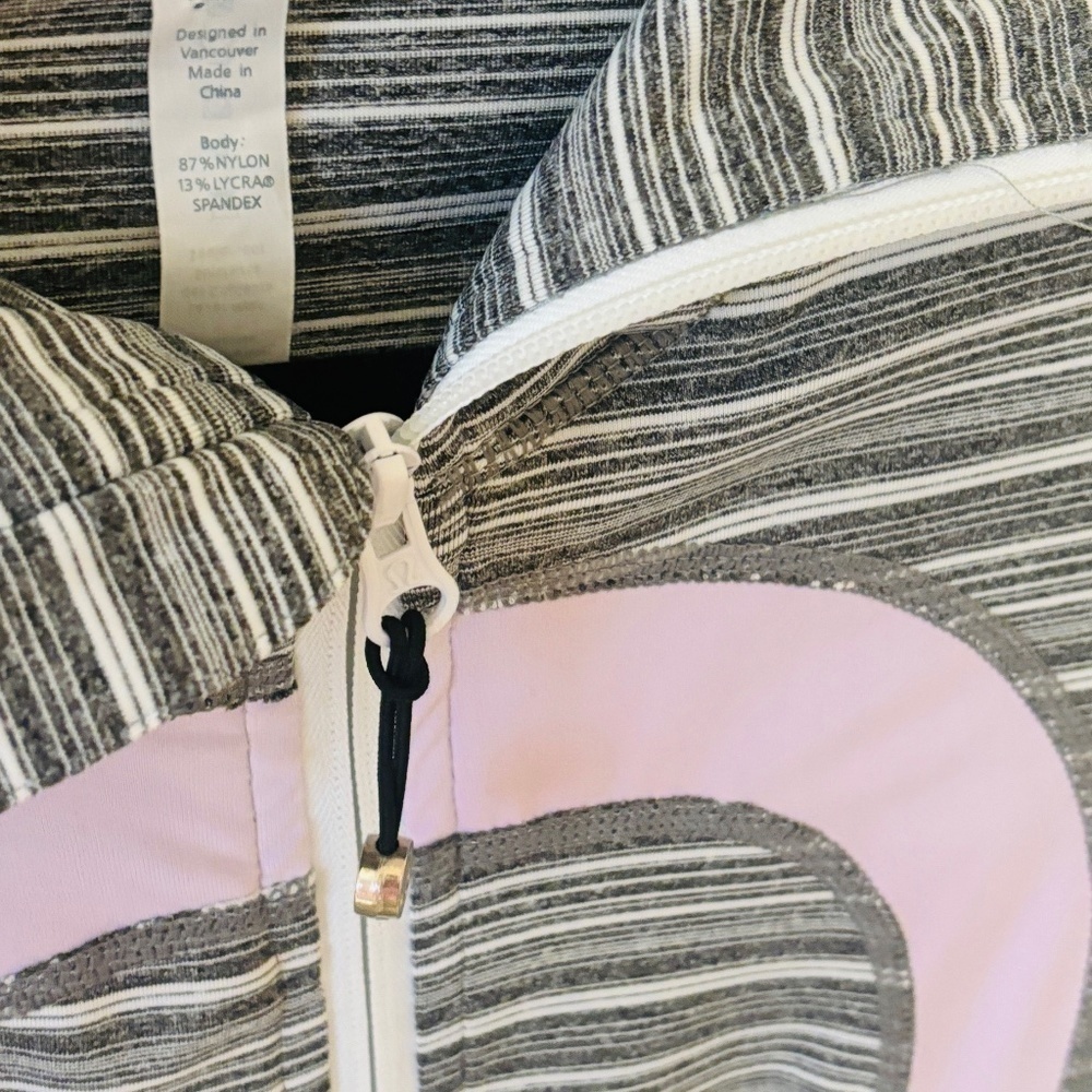 Lululemon Stride Jacket Grey Purple Striped Size 6 - Picture 4 of 9